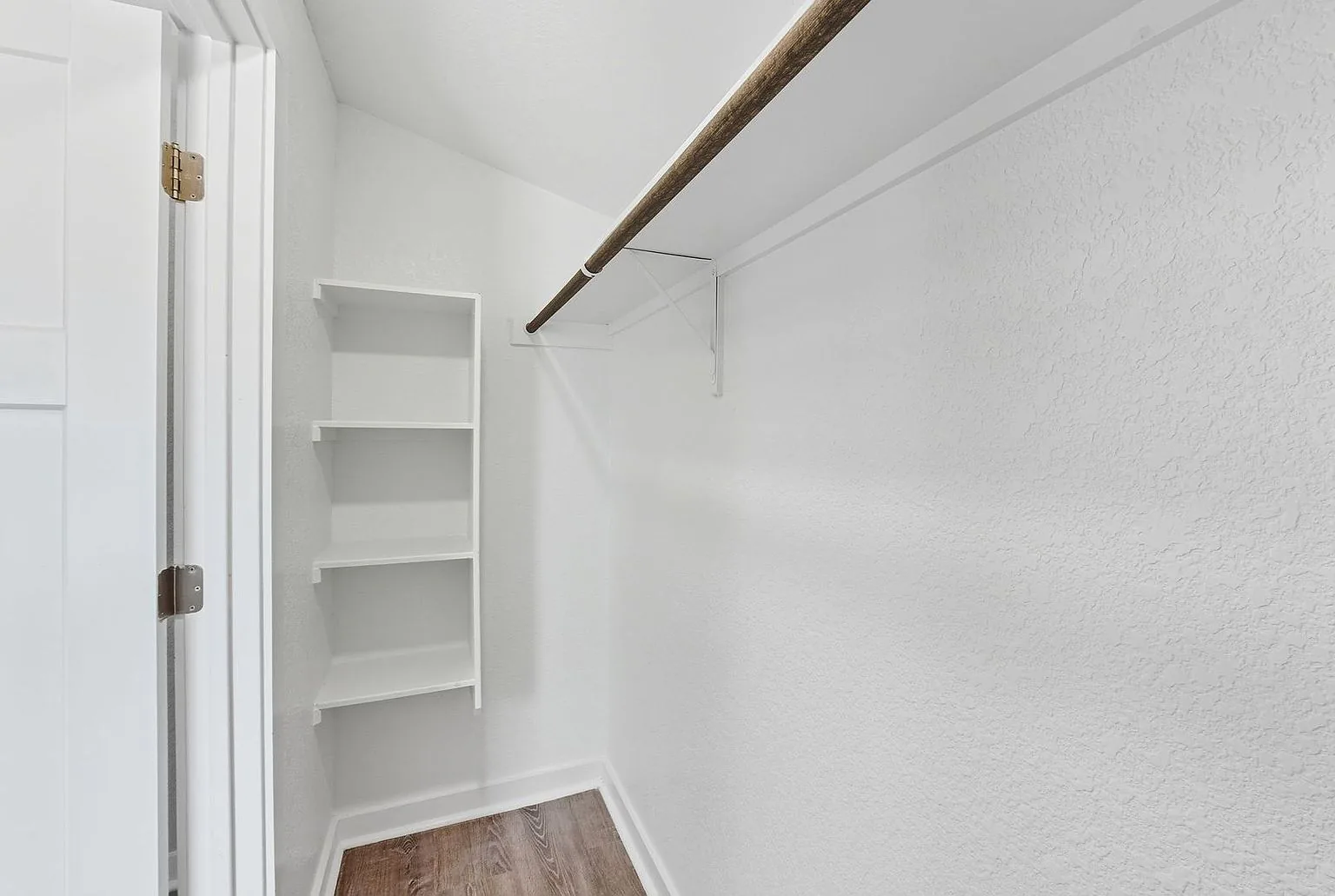 Closet built in shelving, 20 Tate Lane, Round Rock