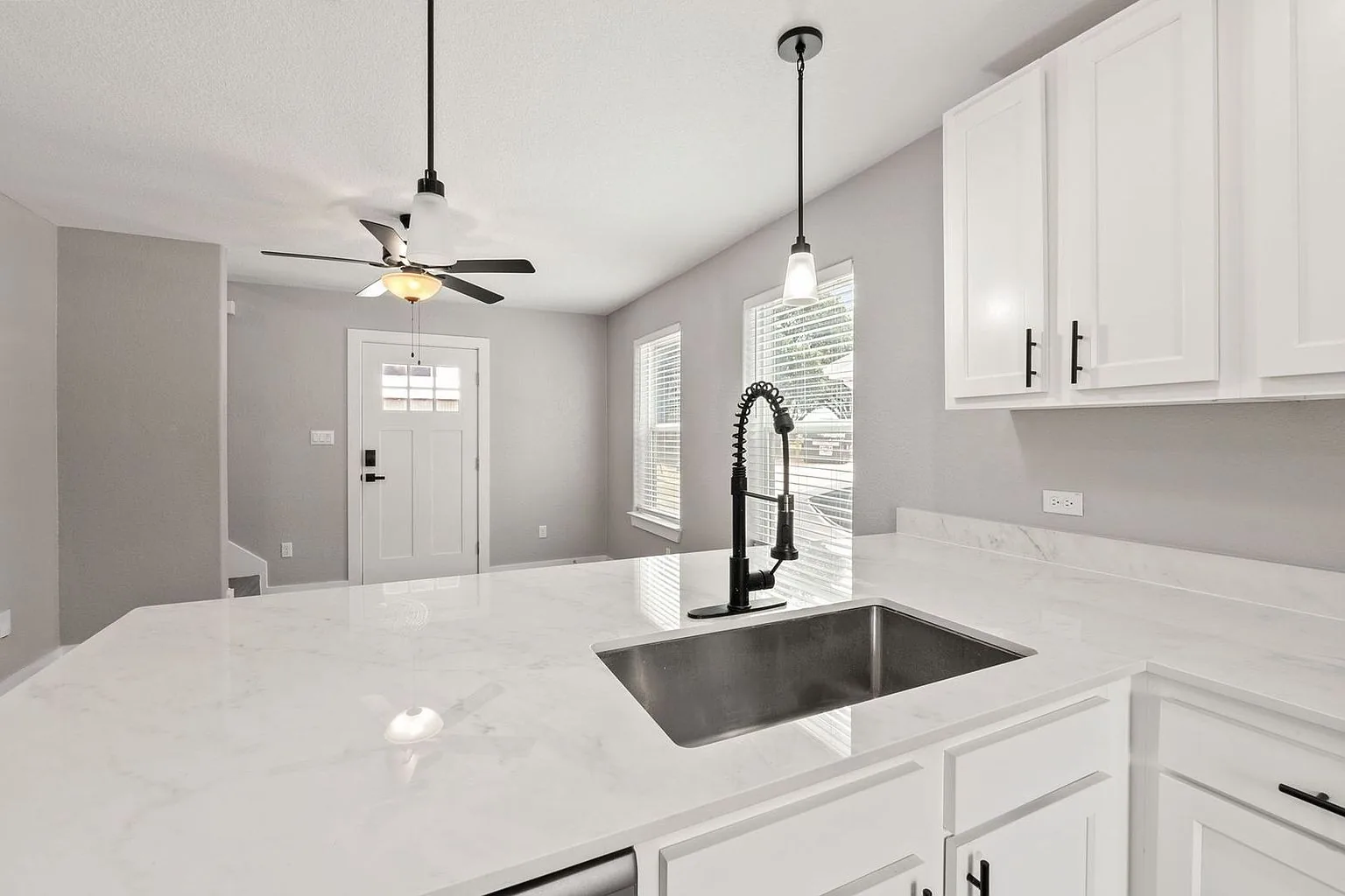 Kitchen sink gooseneck close, 20 Tate Lane, Round Rock